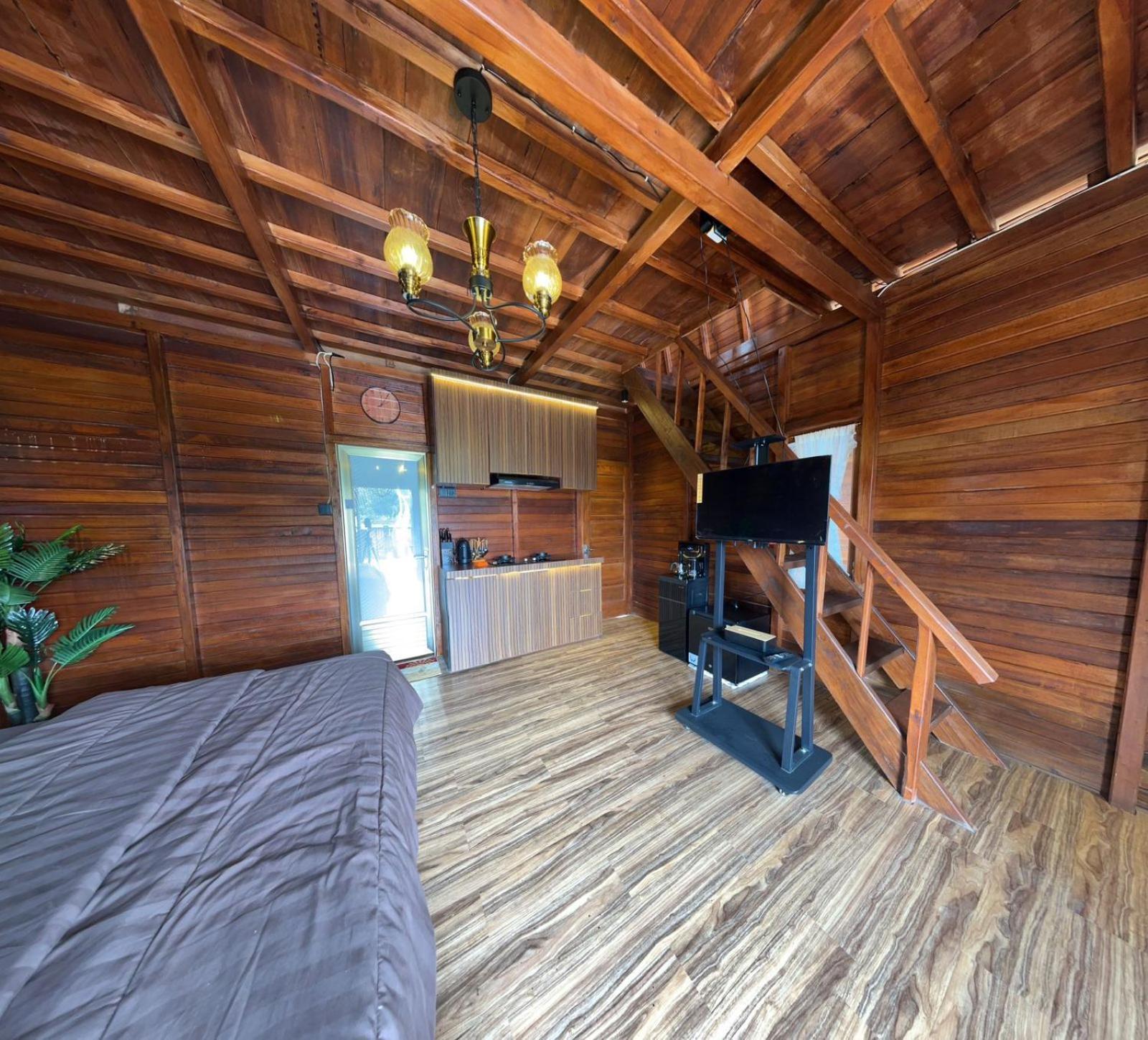 فيلا Noerbaya House بوغيتّينغي المظهر الخارجي الصورة