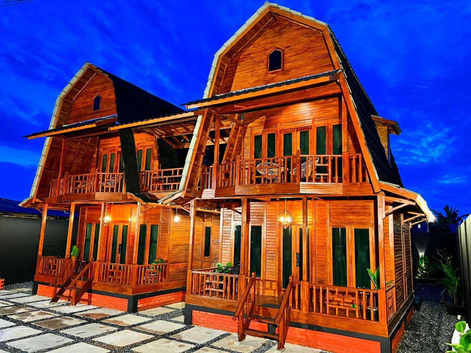 فيلا Noerbaya House بوغيتّينغي المظهر الخارجي الصورة